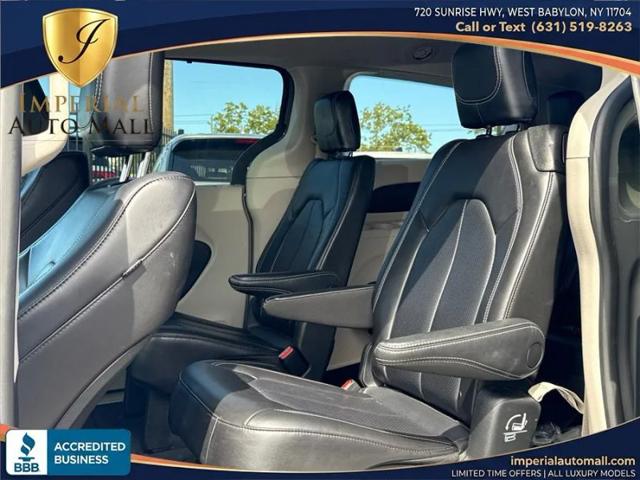 2023 Chrysler Pacifica Touring L