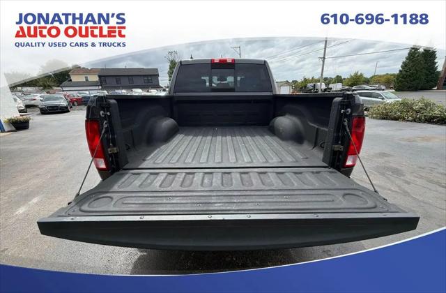 2017 Ram 1500 Big Horn Crew Cab 4x4 57 Box