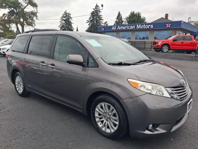 2016 Toyota Sienna XLE Premium 8 Passenger for sale in Tacoma, WA