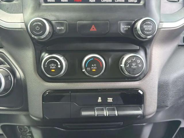 2020 Ram 1500 Big Horn Crew Cab 4x4 57 Box