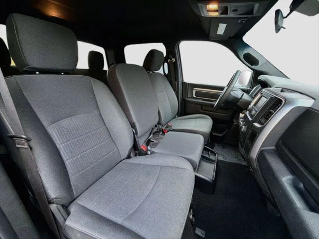 2024 Ram 1500 Classic Warlock Crew Cab 4x2 57 Box
