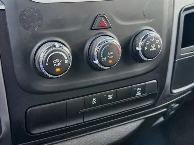 2024 Ram 1500 Classic Warlock Crew Cab 4x2 57 Box