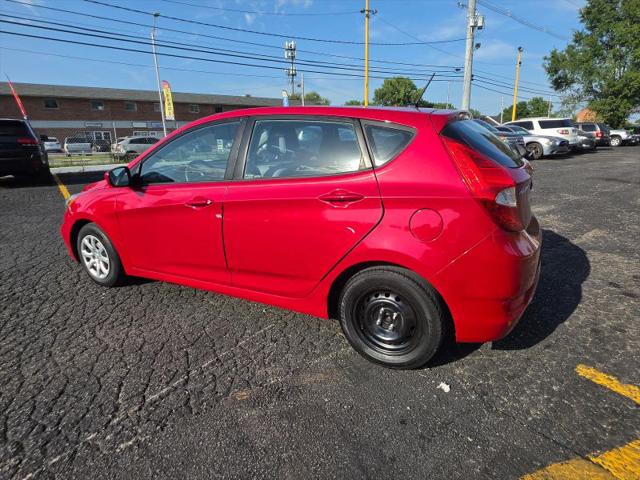 2012 Hyundai Accent GS
