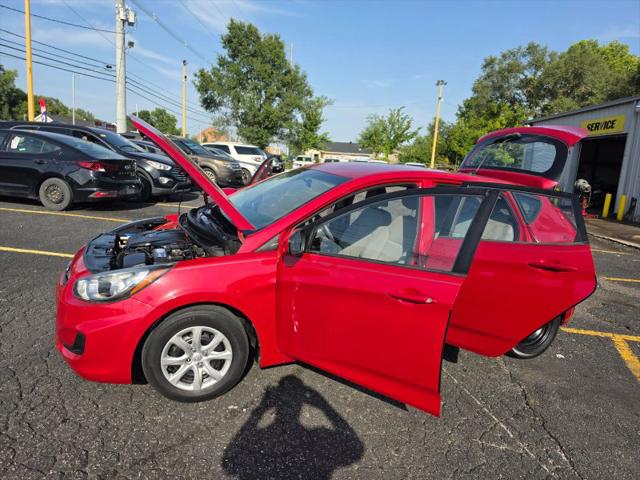2012 Hyundai Accent GS