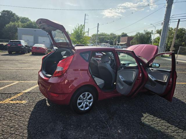 2012 Hyundai Accent GS