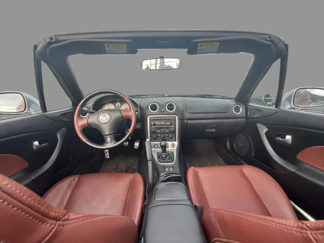 2002 Mazda MX-5 SE