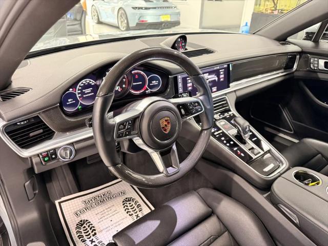 2018 Porsche Panamera 4