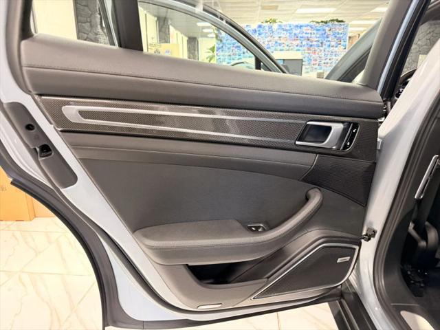 2018 Porsche Panamera 4