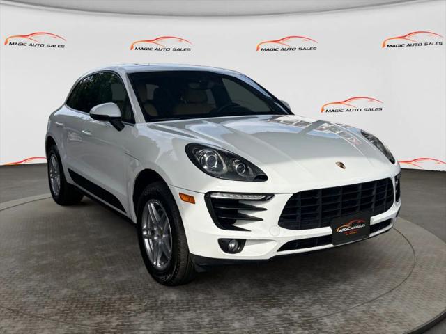 2017 Porsche Macan Base