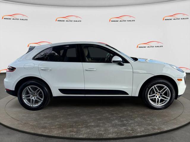 2017 Porsche Macan Base