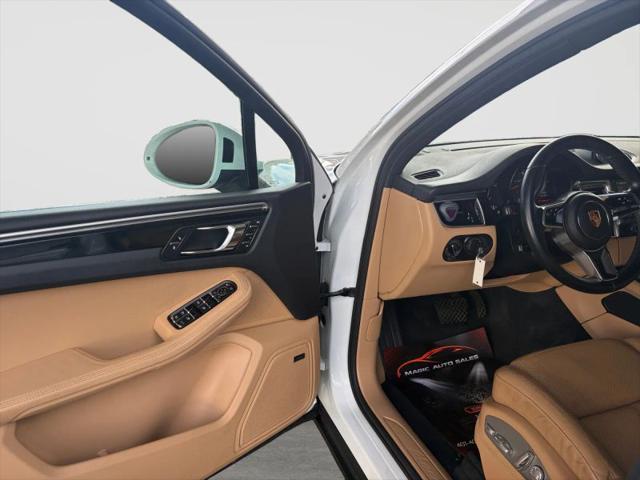 2017 Porsche Macan Base