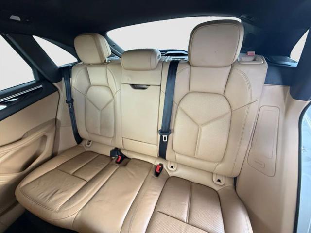 2017 Porsche Macan Base