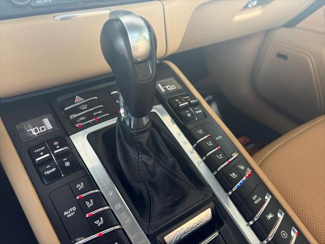 2017 Porsche Macan Base
