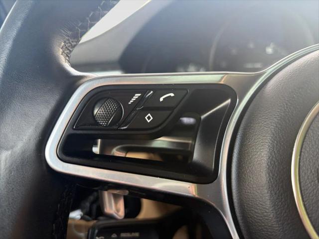 2017 Porsche Macan Base