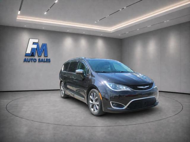2019 Chrysler Pacifica Limited for sale in Detroit, MI