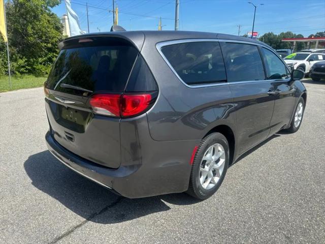 2020 Chrysler Pacifica Touring