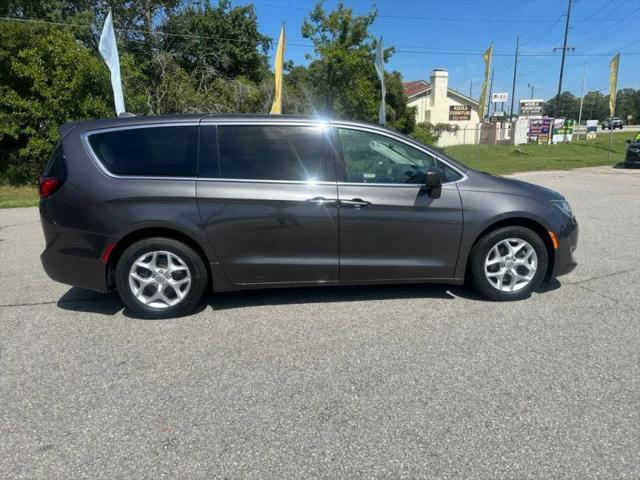 2020 Chrysler Pacifica Touring