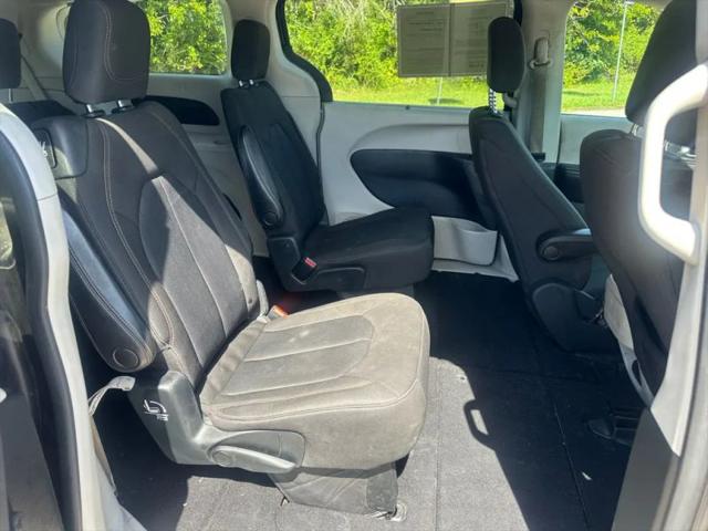 2020 Chrysler Pacifica Touring