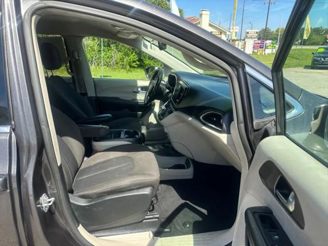 2020 Chrysler Pacifica Touring