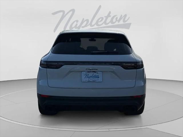 2023 Porsche Cayenne Platinum Edition