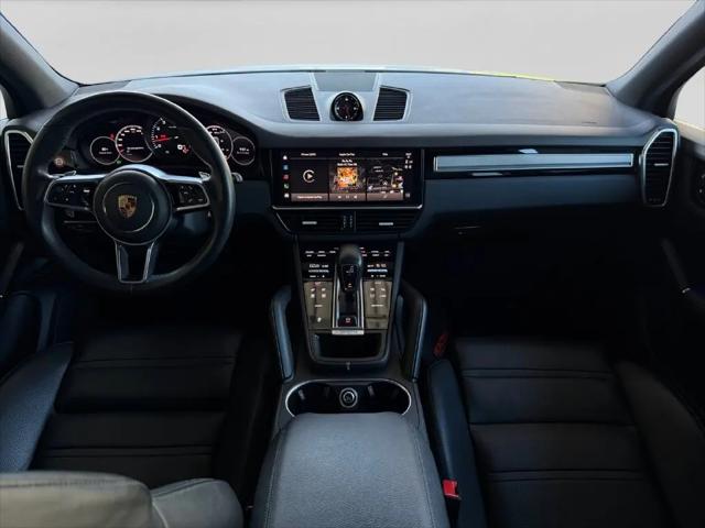 2023 Porsche Cayenne Platinum Edition