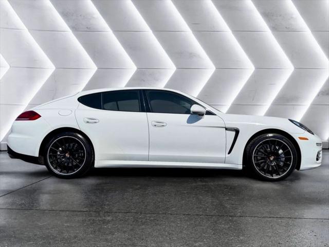 2015 Porsche Panamera 4S