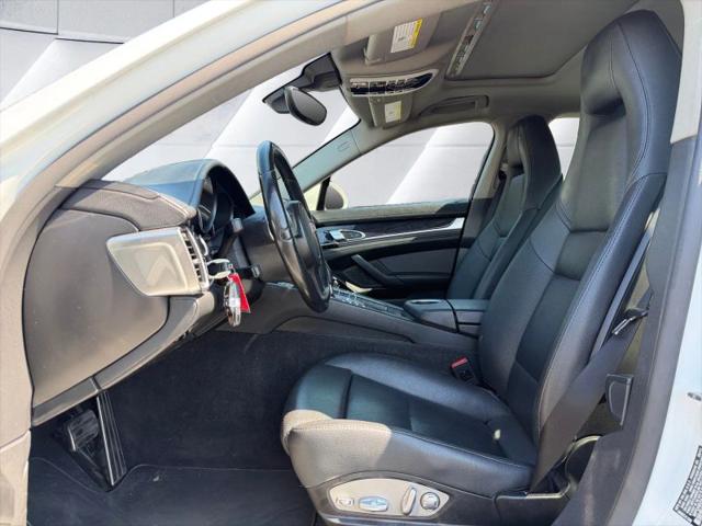 2015 Porsche Panamera 4S