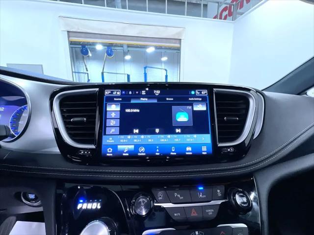 2025 Chrysler Pacifica Limited