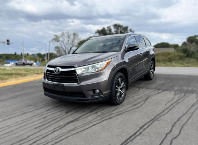 2016 Toyota Highlander XLE V6 for sale in Independence, MO