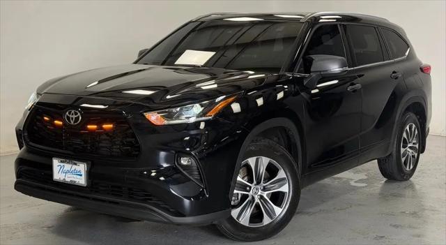 2021 Toyota Highlander XLE for sale in Aurora, IL