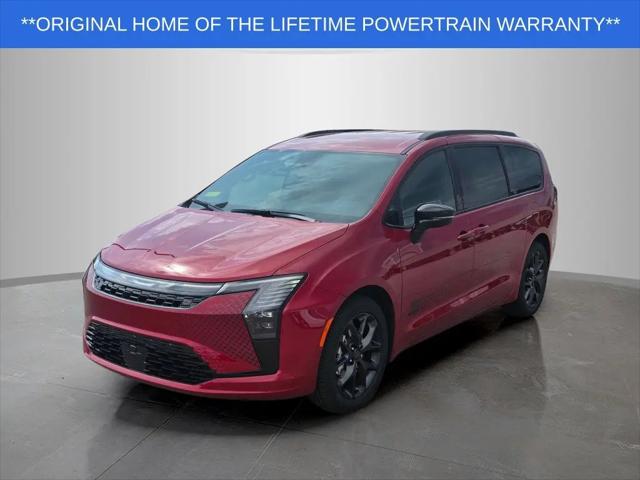 2027 Chrysler Pacifica Select