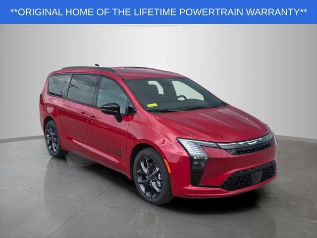 2027 Chrysler Pacifica Select