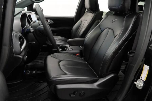 2023 Chrysler Pacifica Touring L AWD