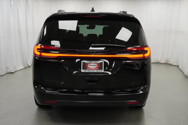2023 Chrysler Pacifica Touring L AWD
