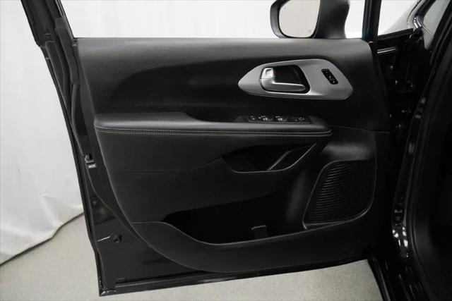 2023 Chrysler Pacifica Touring L AWD
