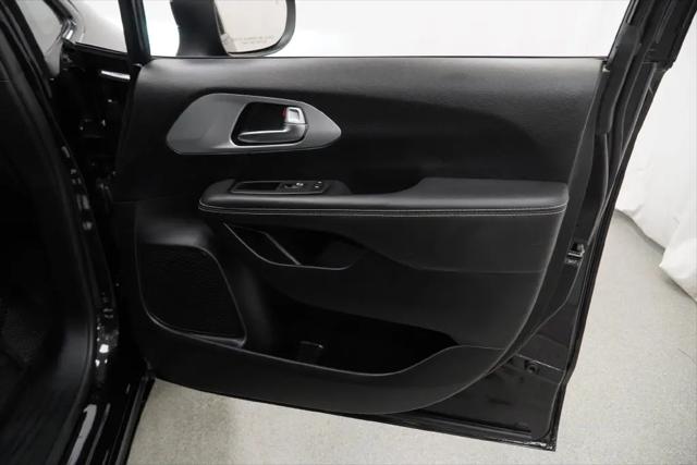 2023 Chrysler Pacifica Touring L AWD