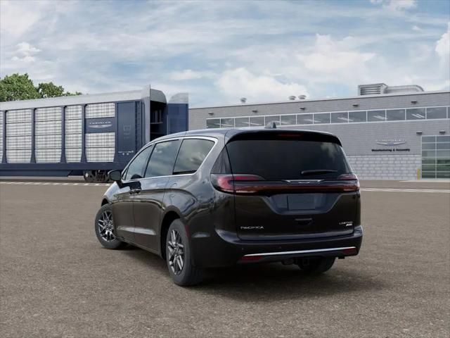 2027 Chrysler Pacifica Limited AWD