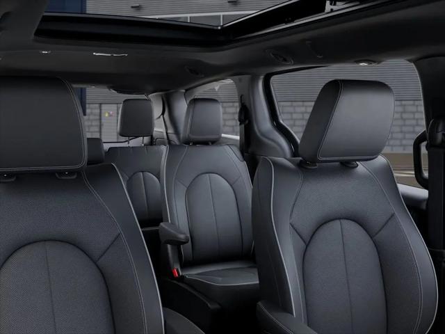 2027 Chrysler Pacifica Limited AWD