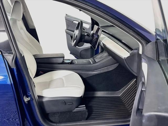 2024 Tesla Model Y Long Range Dual Motor All-Wheel Drive