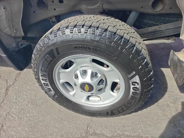 2023 Chevrolet Silverado 2500HD 4WD Crew Cab Standard Bed WT