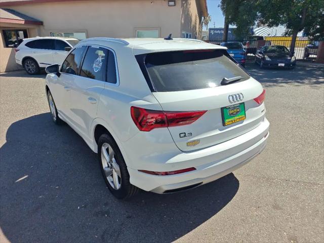 2022 Audi Q3 Premium 40 TFSI quattro Tiptronic