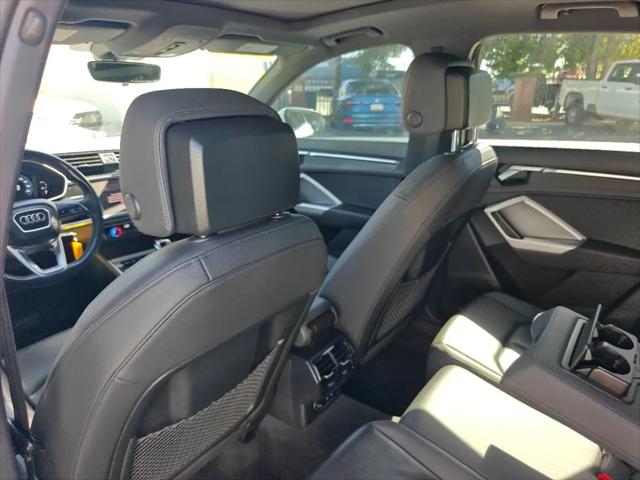 2022 Audi Q3 Premium 40 TFSI quattro Tiptronic