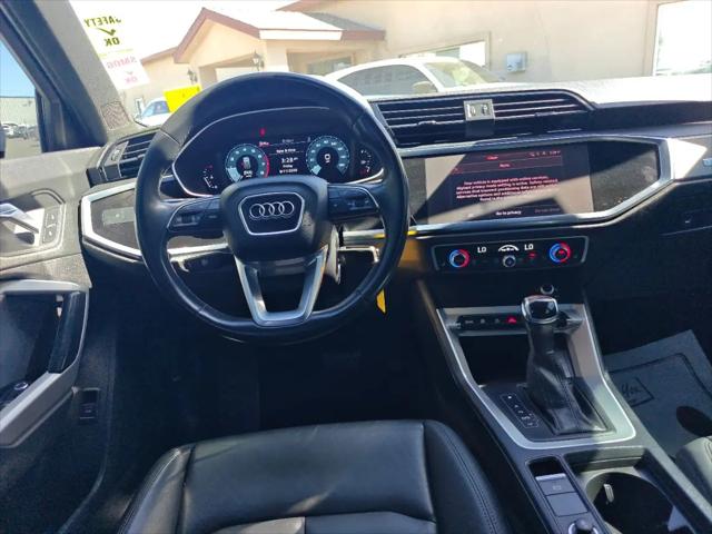 2022 Audi Q3 Premium 40 TFSI quattro Tiptronic