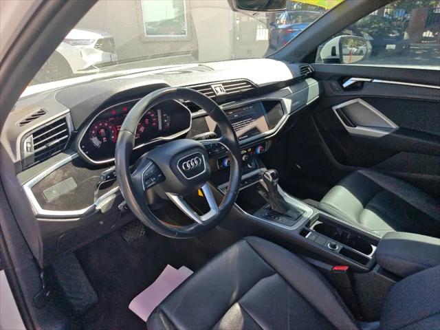 2022 Audi Q3 Premium 40 TFSI quattro Tiptronic