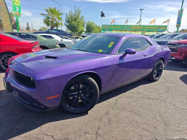 2016 Dodge Challenger SXT Plus