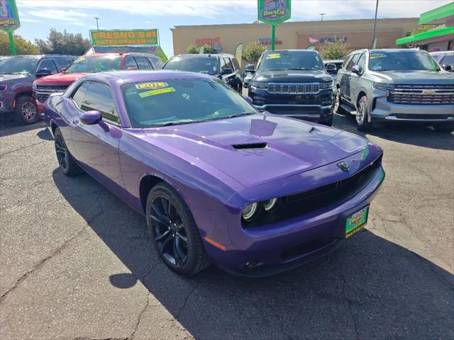2016 Dodge Challenger SXT Plus