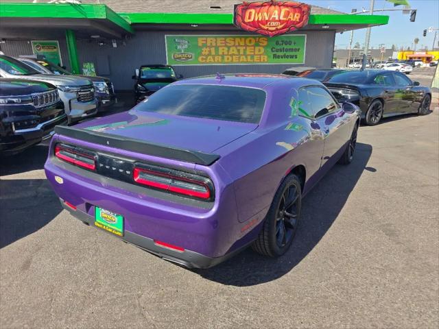 2016 Dodge Challenger SXT Plus