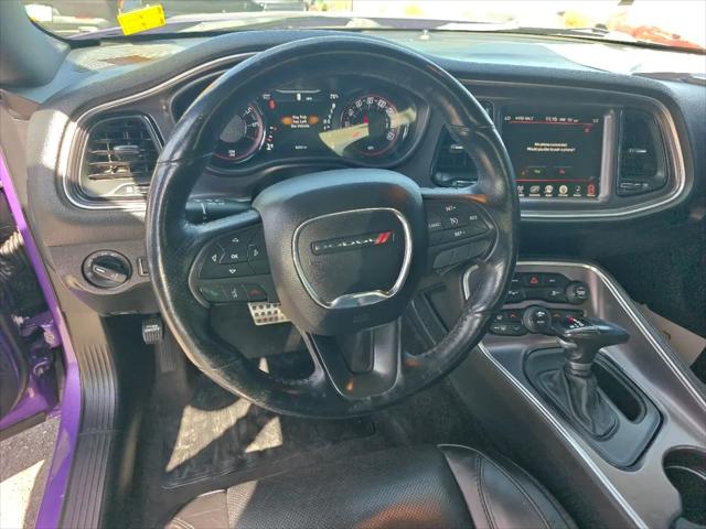 2016 Dodge Challenger SXT Plus