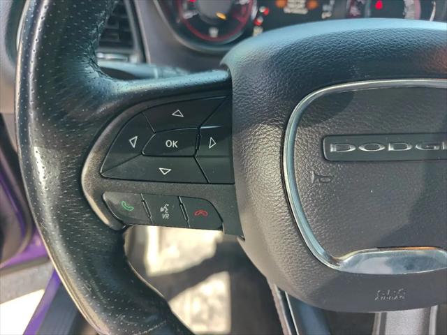 2016 Dodge Challenger SXT Plus