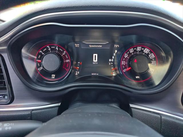 2016 Dodge Challenger SXT Plus